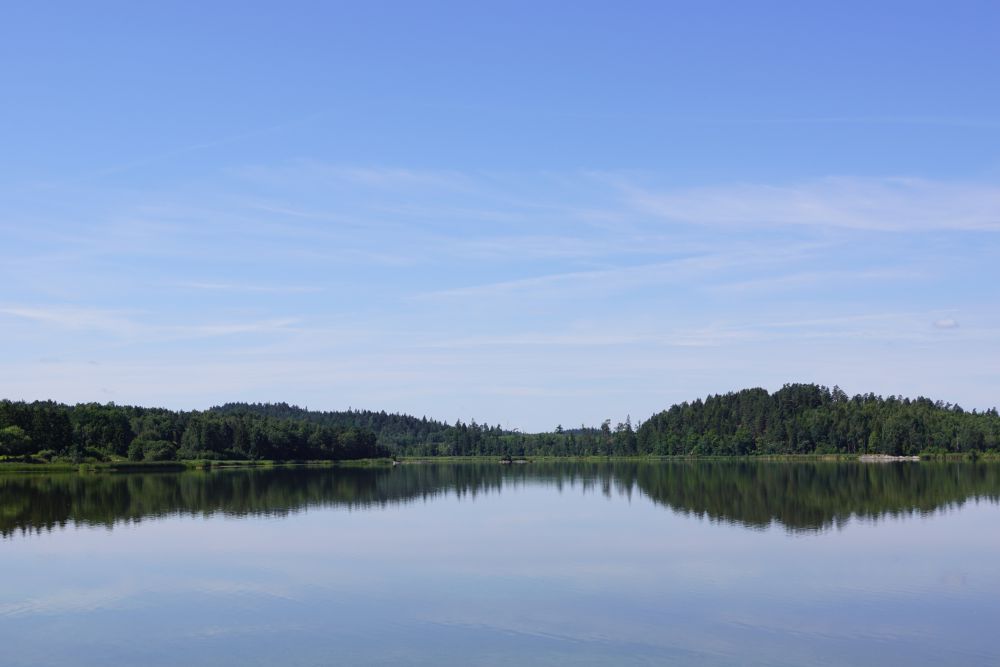 Hålsjöns badplats i Hålanda